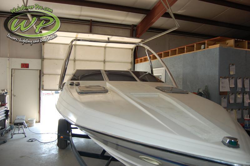 Bayliner 2250 Capri Cuddy