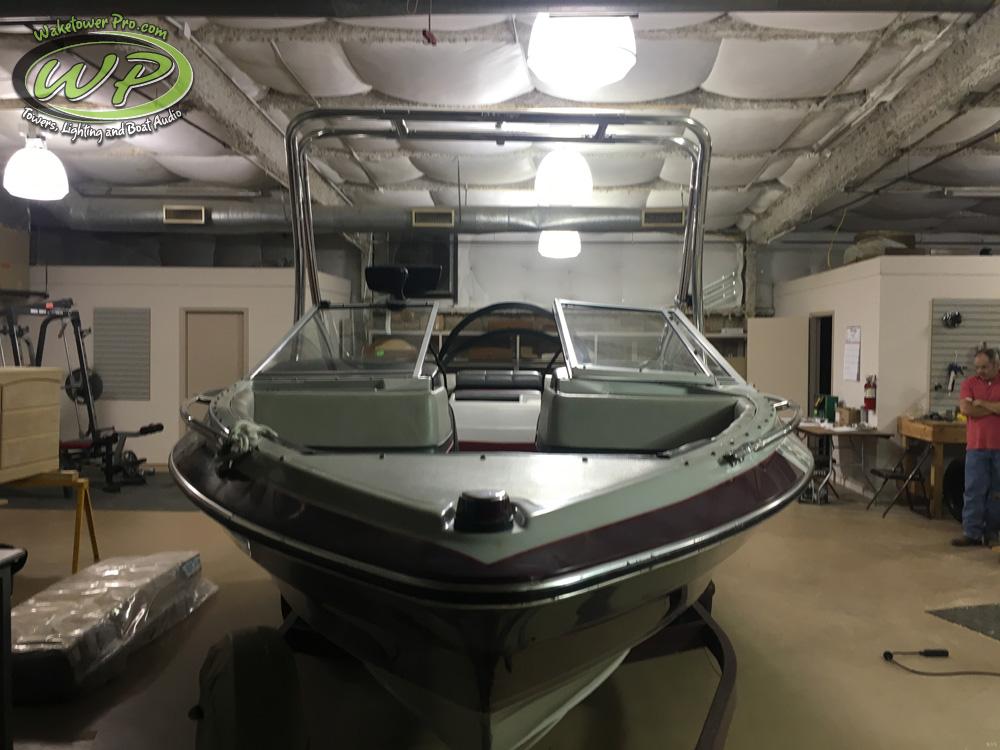 Maxum 2000 SR