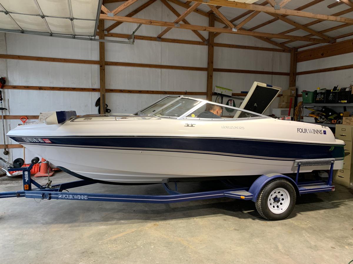 Four Winns Horizon 180
