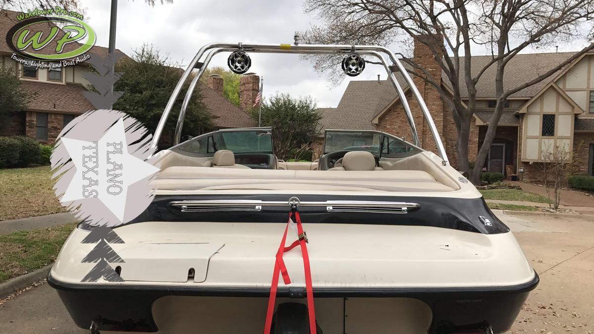 Crownline 225BR
