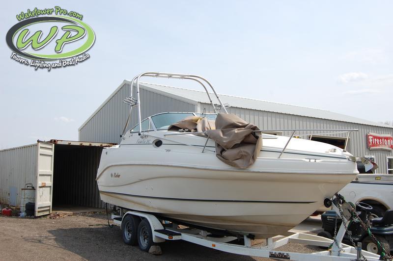 Rinker Fiesta Vee 242