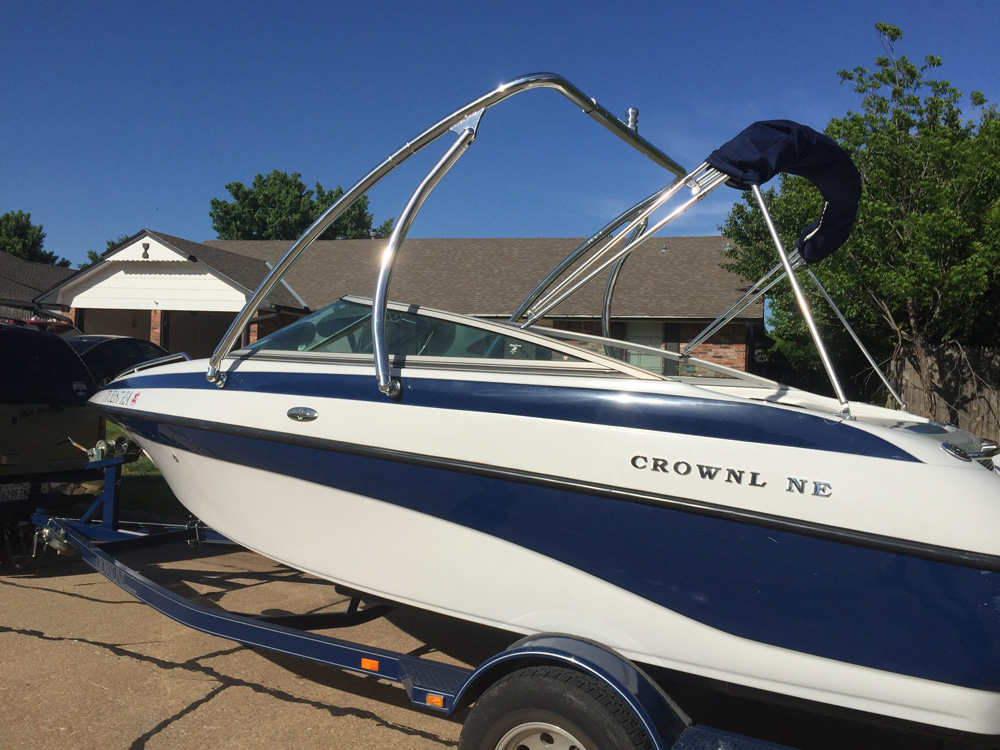 Crownline 210
