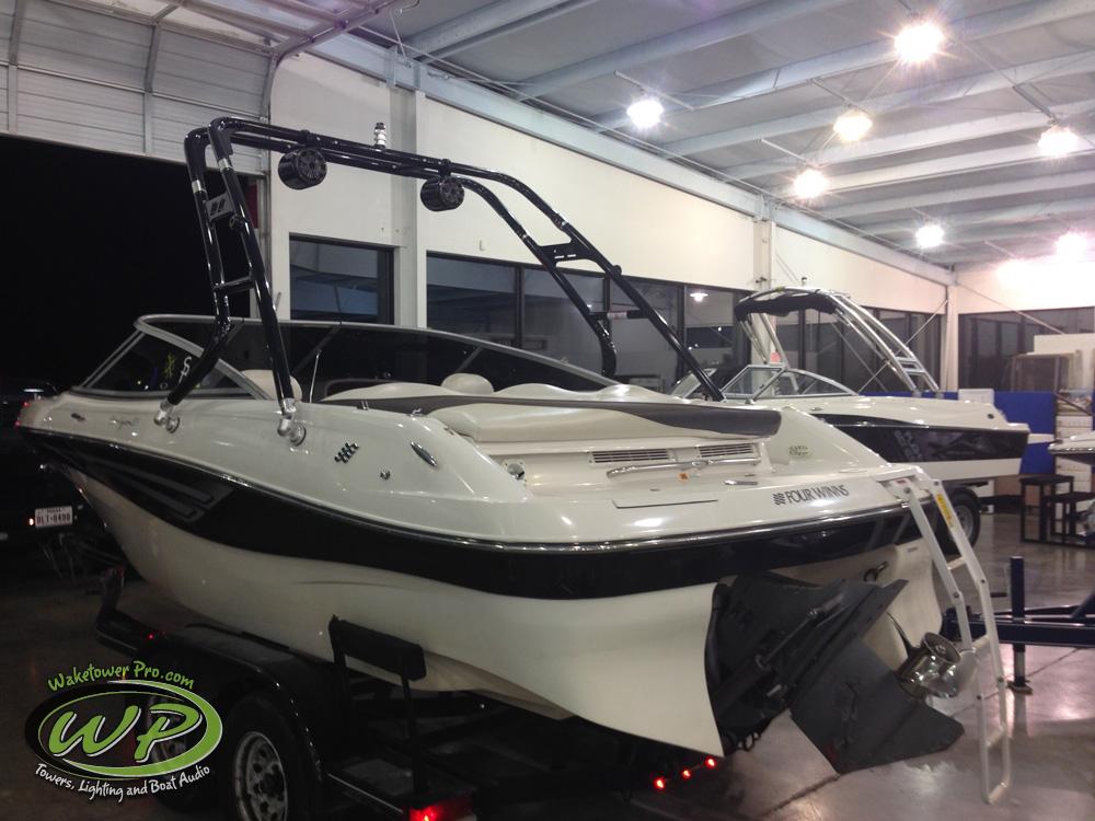 Four Winns Horizon 210