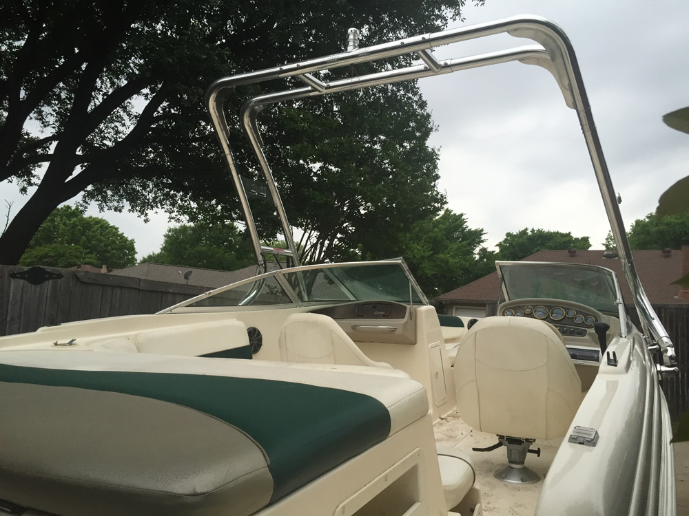 Rinker Captiva 212