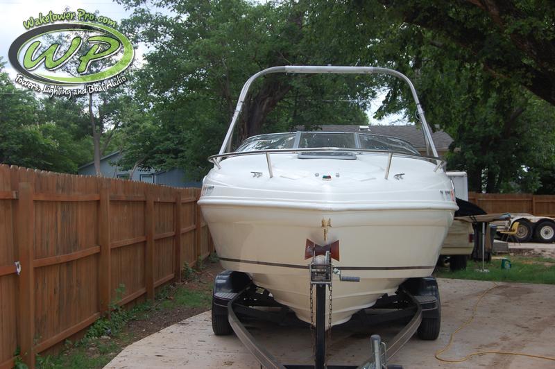 Rinker Captiva 240