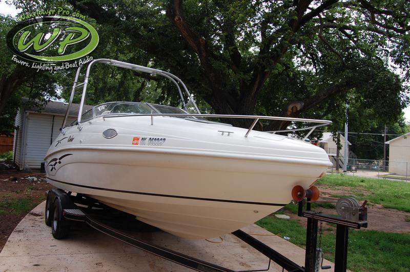 Rinker Captiva 240