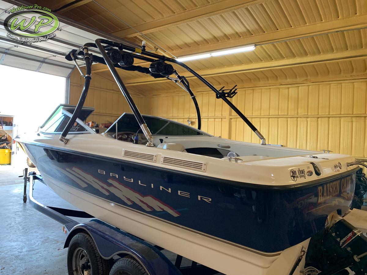 Bayliner 215 VR