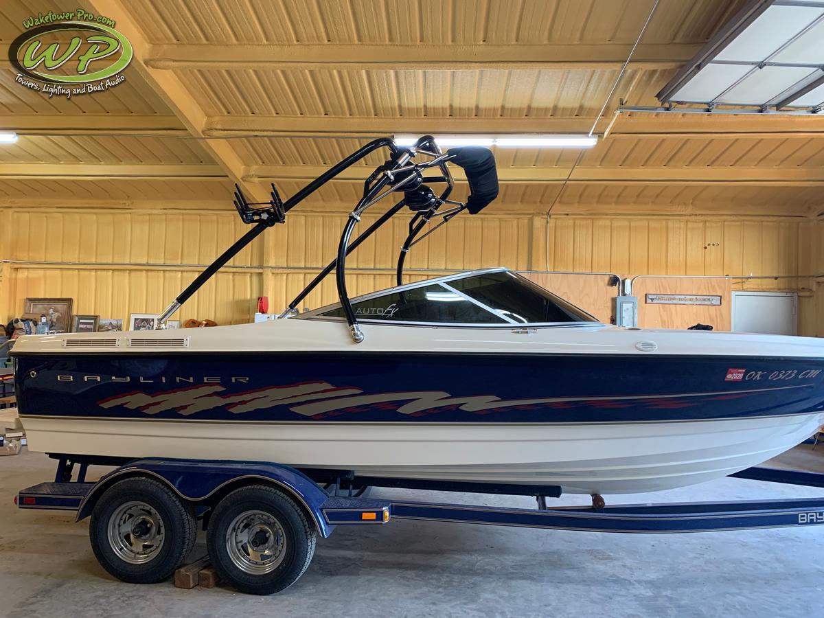 Bayliner 215 VR
