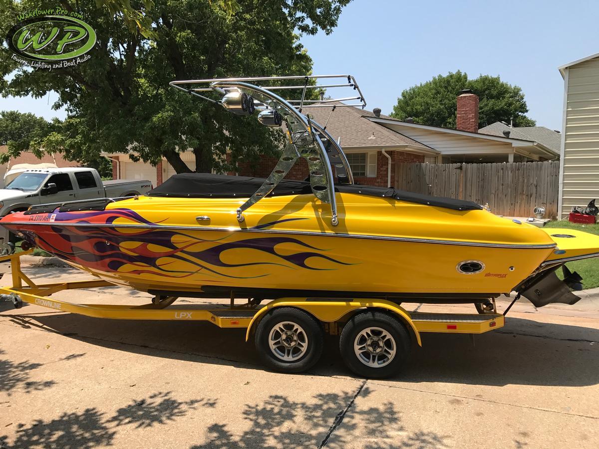 Crownline  220 LPX