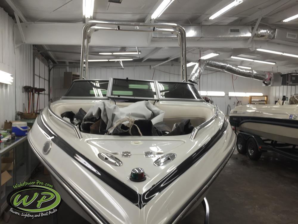 Crownline 220