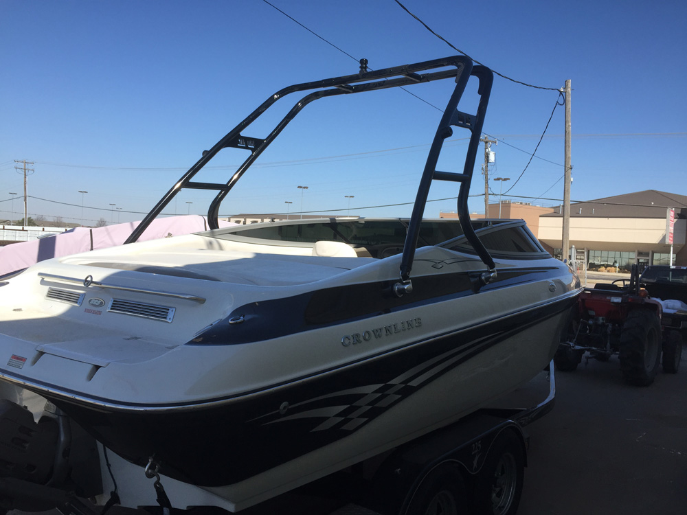 Crownline 220