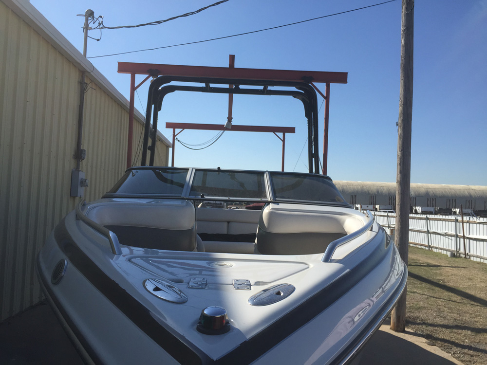 Crownline 220