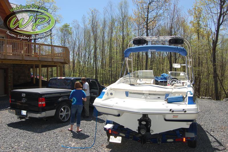 Larson 228 LXI
