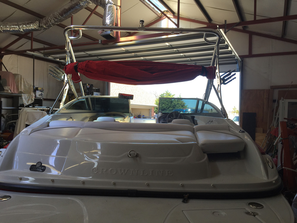 Crownline 210