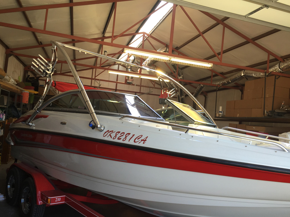 Crownline 210