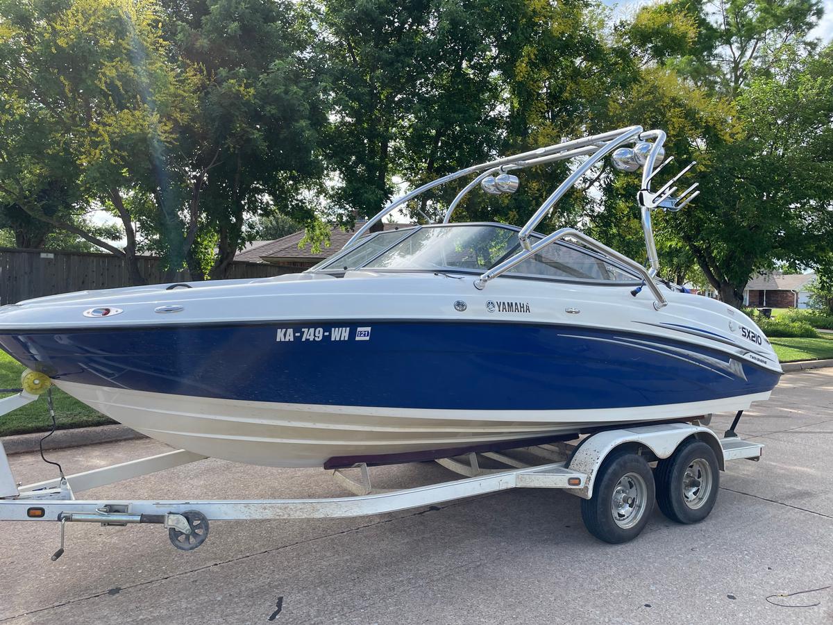 Yamaha SX 210