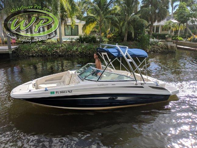 Sea Ray 220
