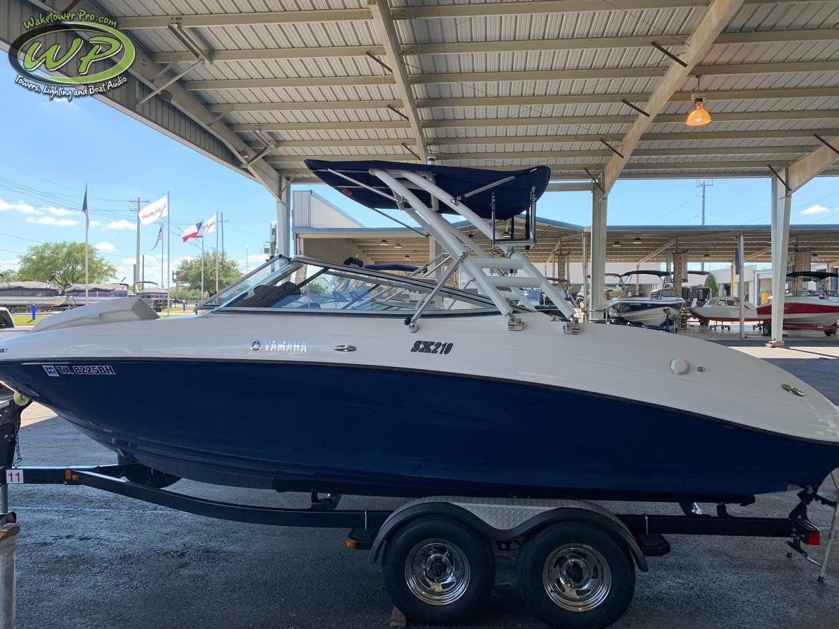 Yamaha 210 SX
